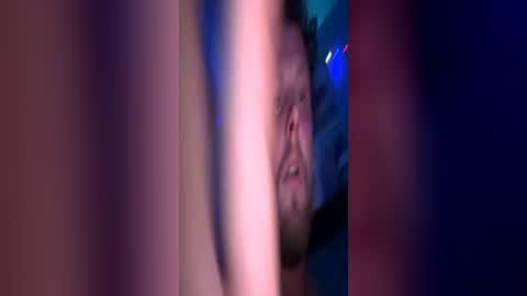 lukeeeeey96 online show from June 25, 11:10 pm