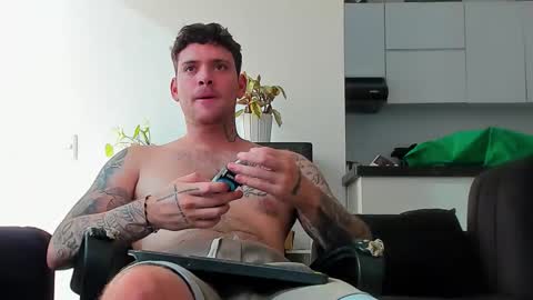 Luke online show from November 9, 8:33 pm