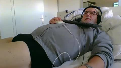 luley58 online show from February 1, 9:54 am