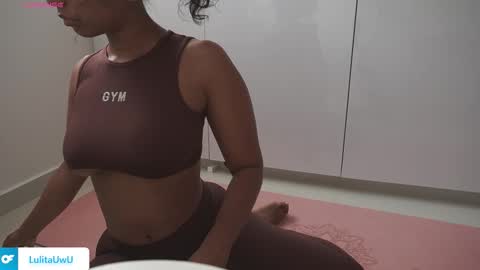 lulitauwu online show from March 23, 8:47 pm