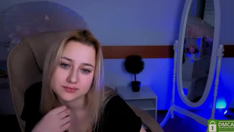 Lily online show from February 4, 10:13 pm