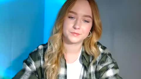 Lulu Baby18 online show from March 7, 4:44 pm