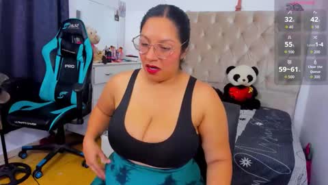  ferrer   online show from November 20, 7:22 pm