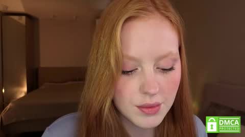 Snapshot of lulu_moons chatting on October 1, 3:33 pm Lulu online show from October 1, 3:33 pm