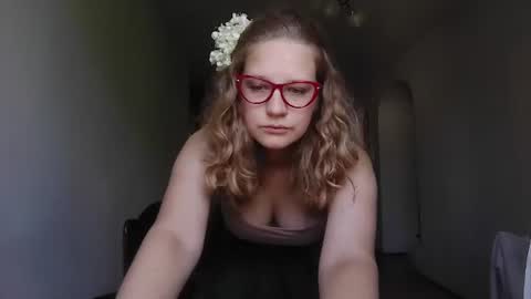 Lumi online show from July 26, 8:45 am