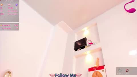 luminous__queen online show from February 1, 10:34 pm