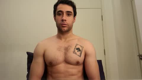 luminousace online show from April 22, 7:10 pm