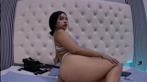 luna and banji online show from September 27, 11:46 pm