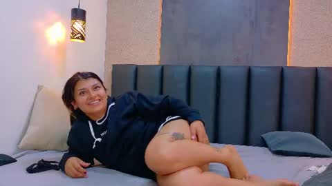 Luna  Jackson online show from June 19, 9:15 am