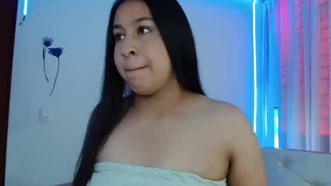 Luna Celeste online show from September 17, 1:25 pm