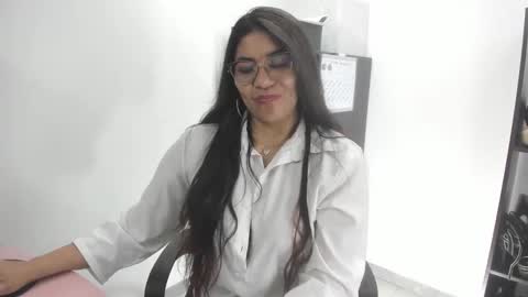 luna  online show from October 13, 11:45 am