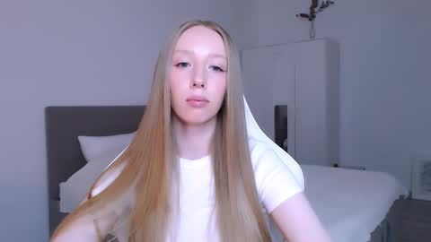 Luna online show from November 13, 8:55 pm