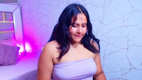 Luna  Jonez  online show from November 2, 9:20 am