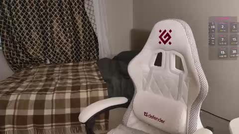 luna_loveeee online show from September 17, 3:10 am