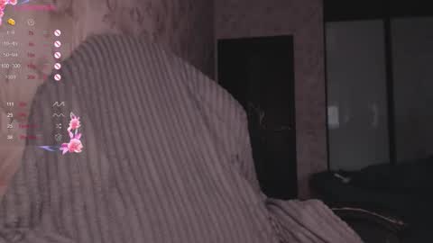 Snapshot of luna_loveisgood chatting on October 23, 2:46 am Luna online show from October 23, 2:46 am