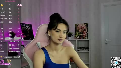 luna_mee online show from May 19, 1:56 am