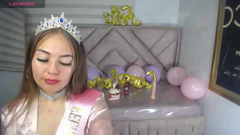 Snapshot of luna_star_v chatting on September 16, 3:41 am Live 1000pm 600am COLOMBIAN HOUR online show from September 16, 3:41 am
