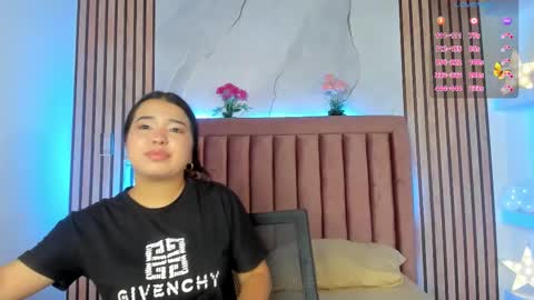 Luna  online show from October 27, 12:16 pm