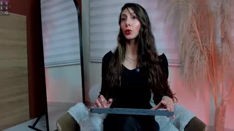 luna online show from March 22, 2:21 pm