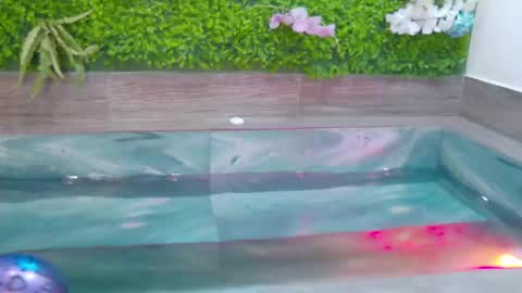 Luna online show from February 14, 2:44 pm