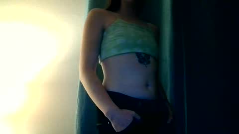 lunapixie2020 online show from July 5, 2:47 am