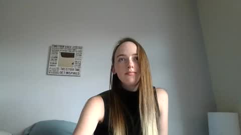 lunapixie2020 online show from September 23, 6:14 pm