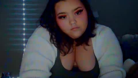 lunar_nightstar online show from November 28, 4:09 am