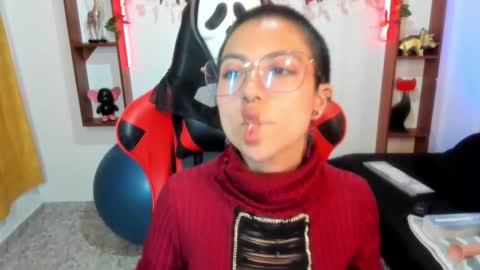 lunarichy online show from October 21, 9:18 pm