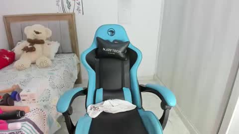 luna online show from March 1, 7:26 pm