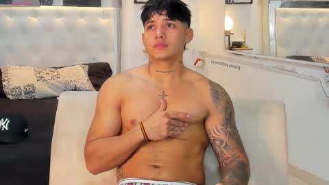 Lunay online show from October 18, 5:17 pm