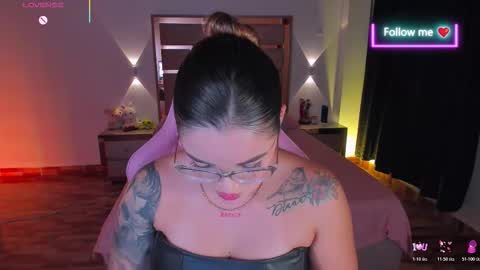 LUNA ROSE online show from February 12, 5:00 am