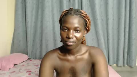 luo_queen online show from December 21, 10:49 pm