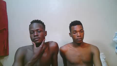 luoislove online show from March 15, 8:34 pm