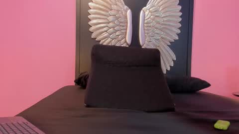 lupe online show from December 21, 8:15 pm