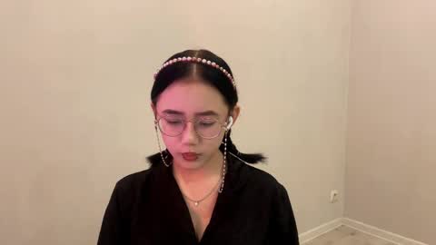 Roxie online show from May 5, 1:17 pm
