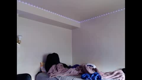 LUST online show from September 21, 7:07 pm