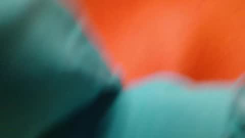 lustrous-choco online show from February 24, 9:01 am