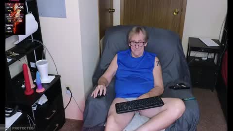 lusty48 online show from January 11, 9:15 pm