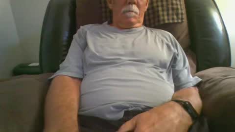 luv269er online show from February 5, 7:10 pm