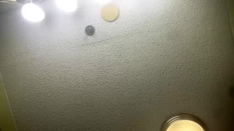 luveatinpussy8 online show from May 12, 1:03 am
