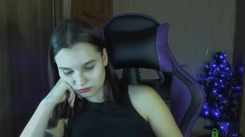 Ann  online show from December 8, 6:11 am