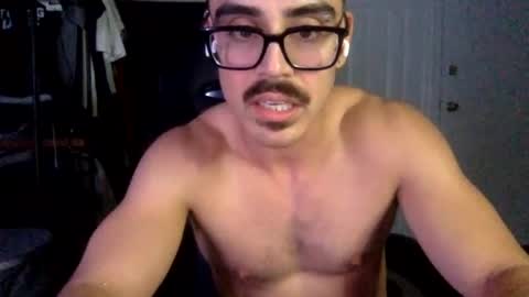 luvrboy77 online show from June 27, 5:13 am