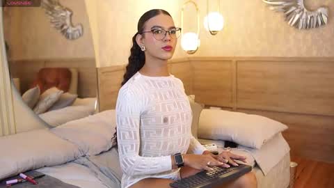 Luxa  online show from April 14, 1:03 pm