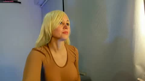 LUXIANA SEXY online show from May 25, 12:28 am