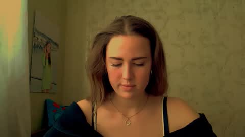 Katie online show from March 22, 3:05 pm