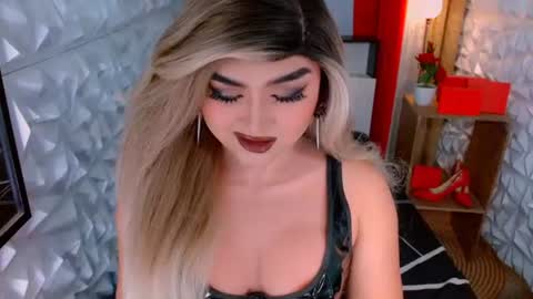 Sasha Blaire online show from April 17, 7:49 pm