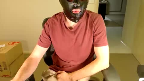 lxgxnd99 online show from April 2, 9:38 am