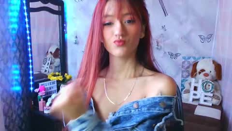 Snapshot of lya_ch chatting on January 25, 4:46 pm Call me Lia  online show from January 25, 4:46 pm