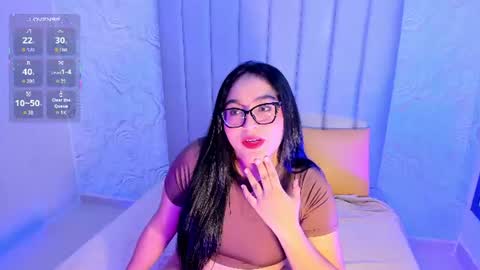 LYA DUBOIS  online show from July 20, 9:27 pm