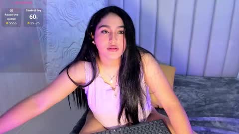 LYA DUBOIS  online show from February 17, 3:22 pm